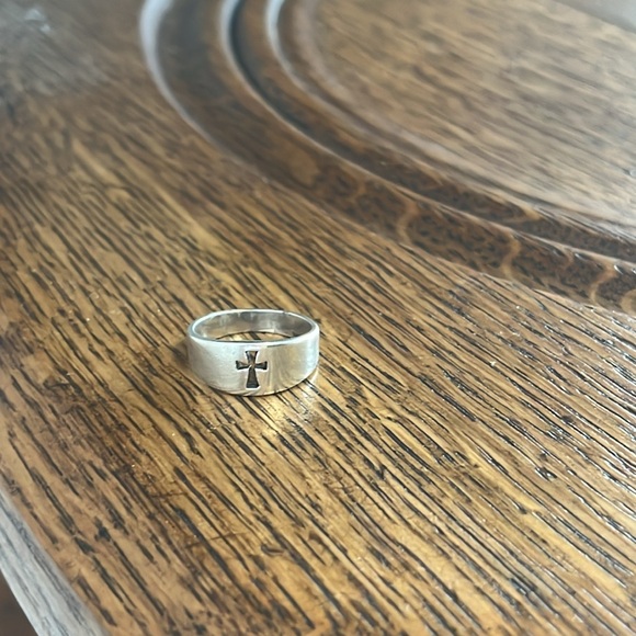 PRICE DROP!! James avery narrow crosslet ring - Picture 3 of 5